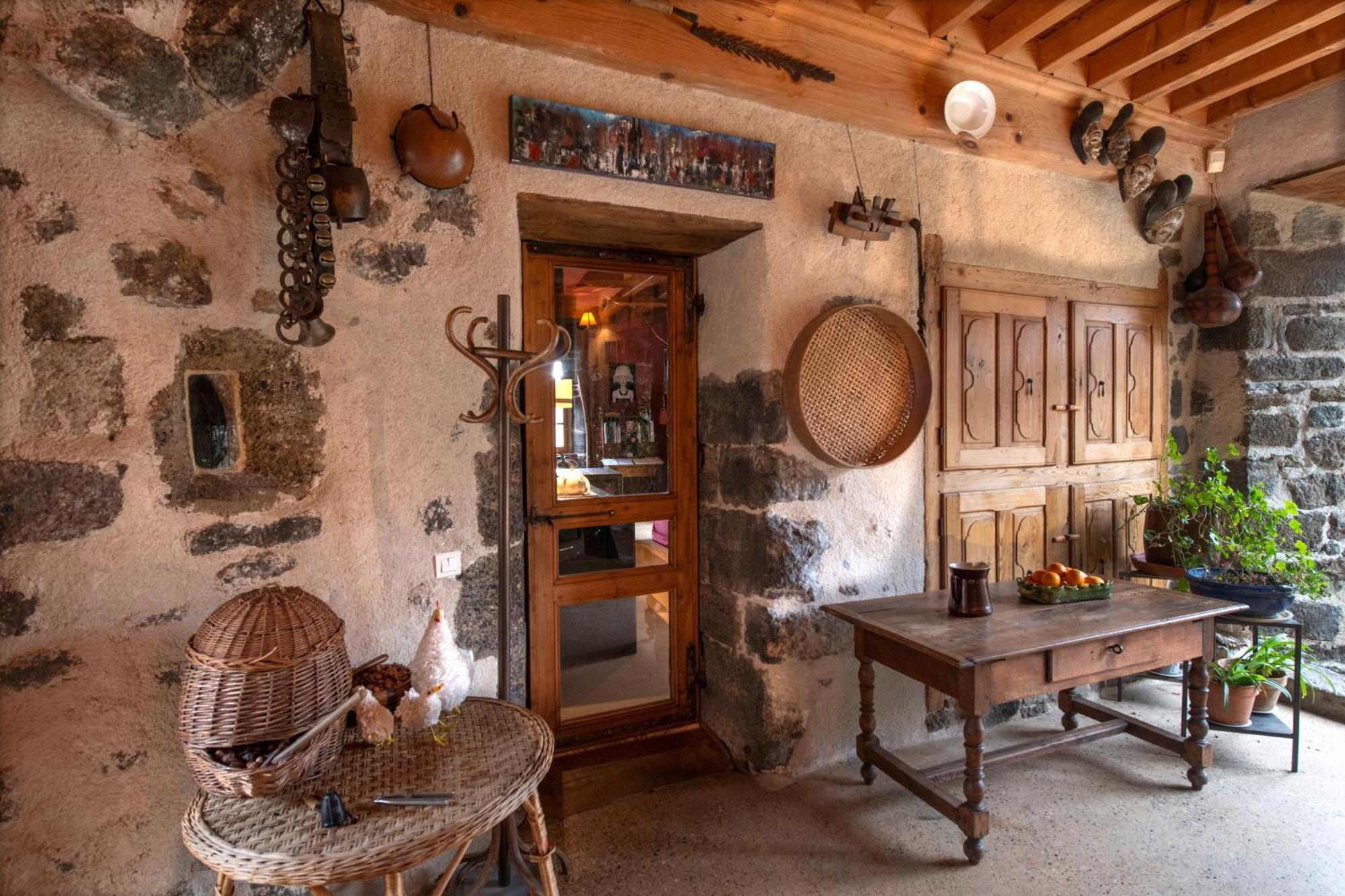 Chambre D'Hotes Et Gites Du Tapissier Polignac  Luaran gambar