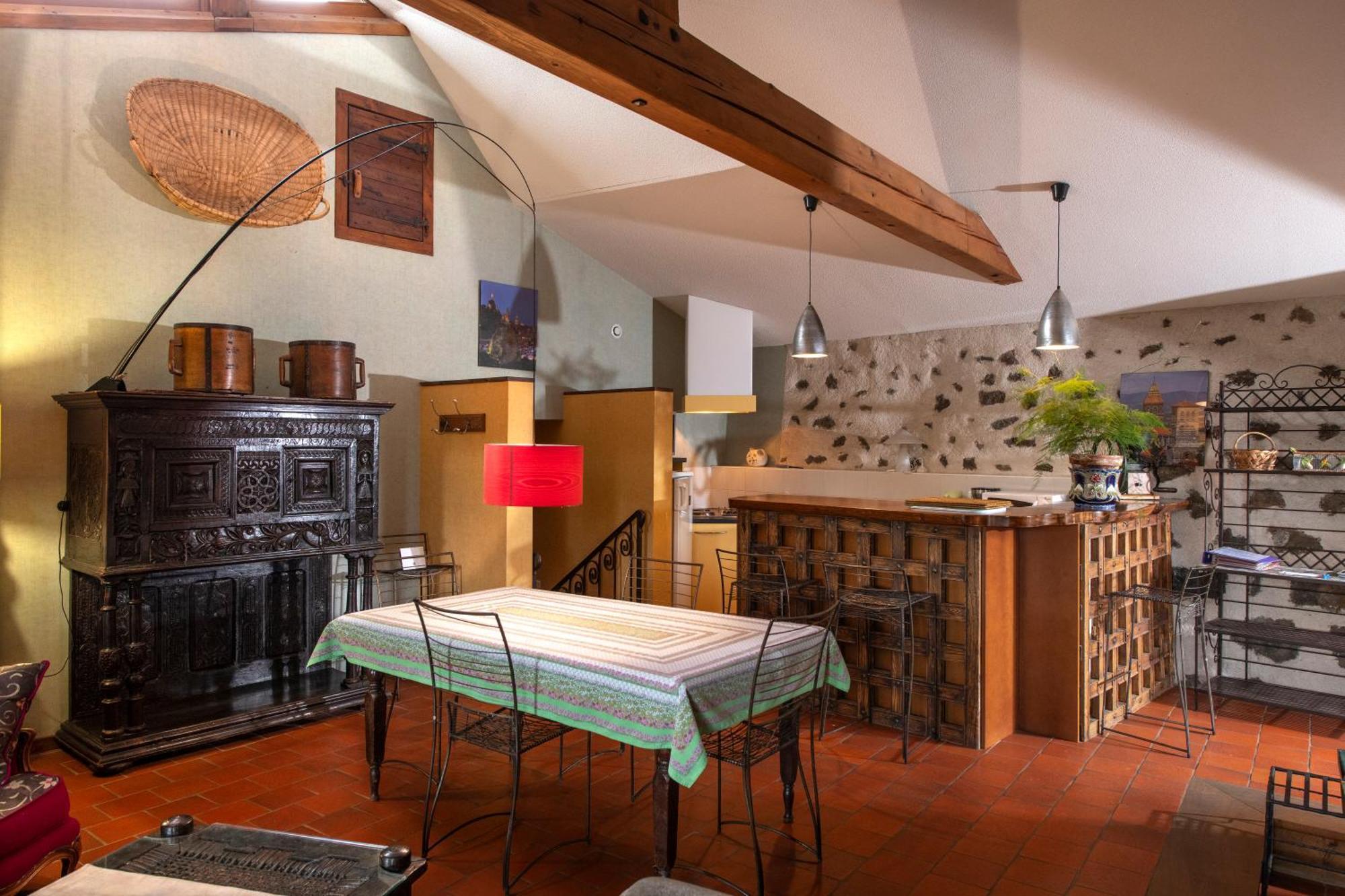 Chambre D'Hotes Et Gites Du Tapissier Polignac  Luaran gambar