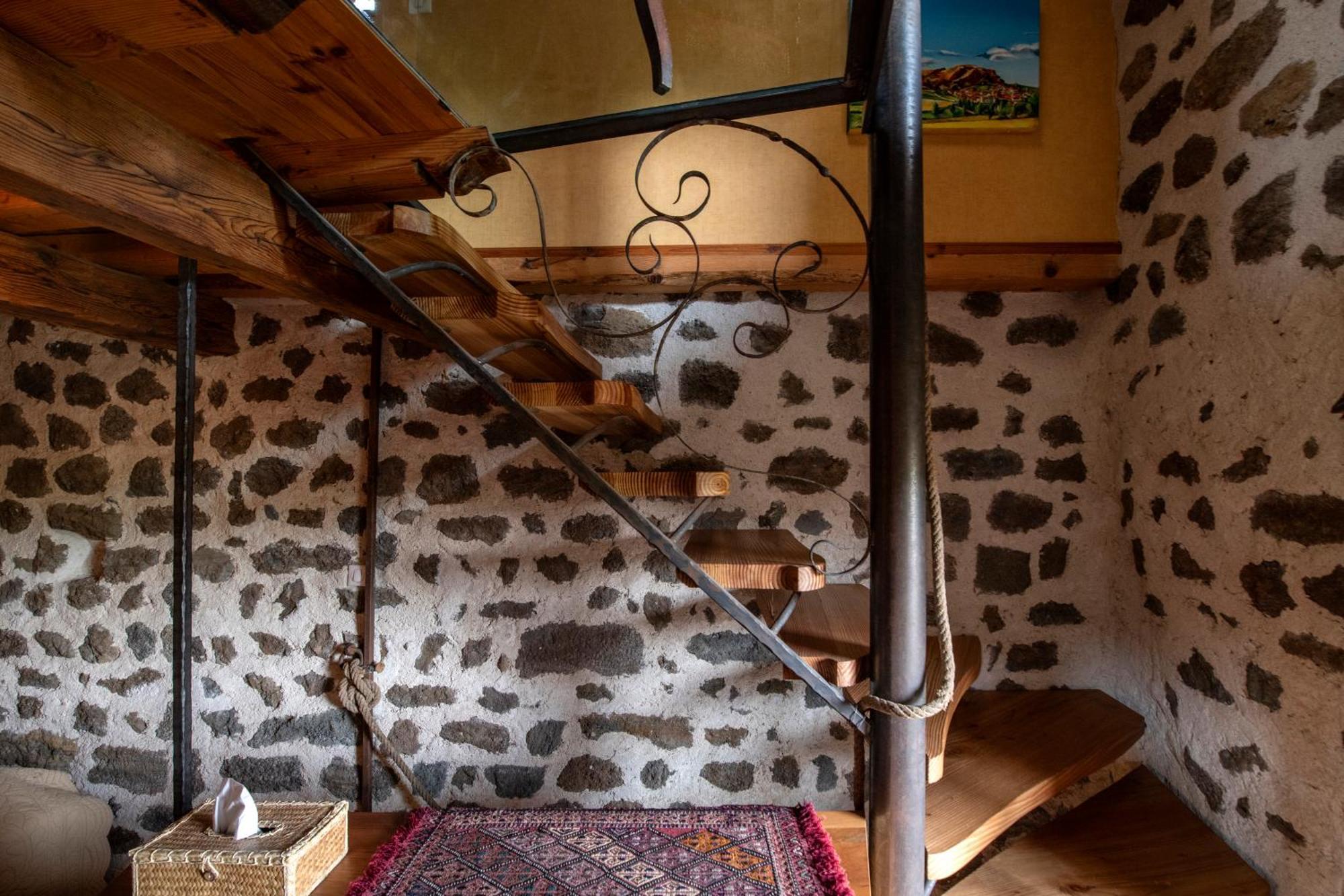 Chambre D'Hotes Et Gites Du Tapissier Polignac  Luaran gambar